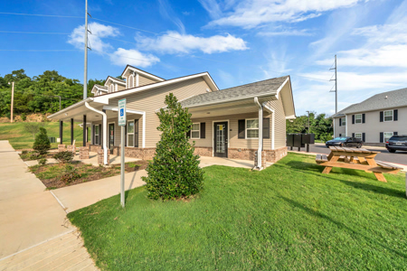 Village-at-Gulpha-Creek 03